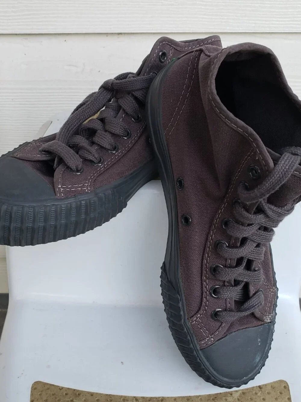 EUC PF FLYERS original canvas high sneaker jet black (7) KICKS